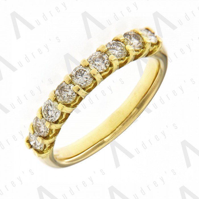 18 KARAT DIAMOND RING