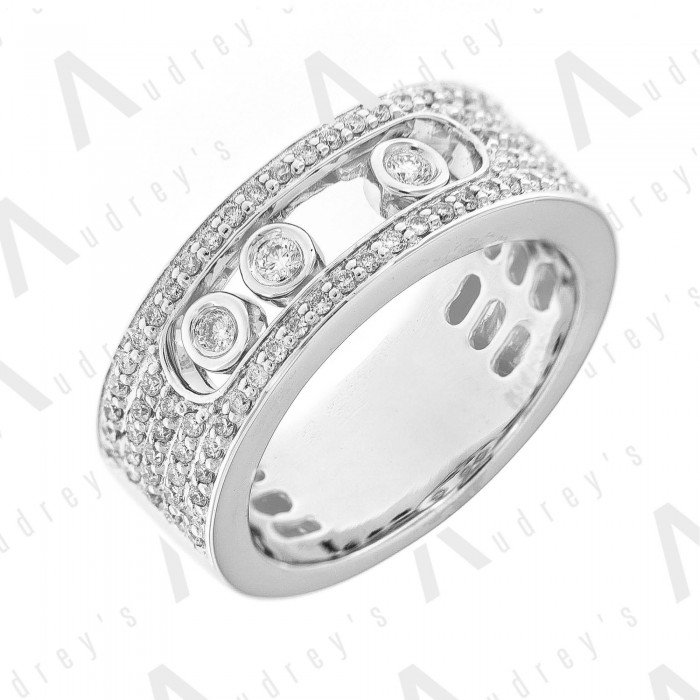 18 KARAT DIAMOND RING