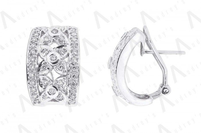 18 KARAT DIAMOND EARRING