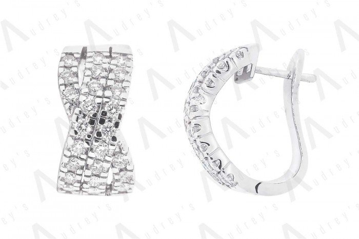 18 KARAT DIAMOND EARRING