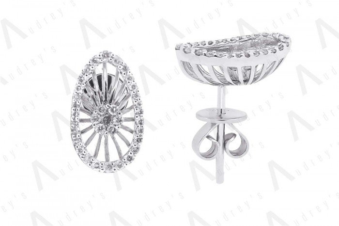 18 KARAT DIAMOND EARRING