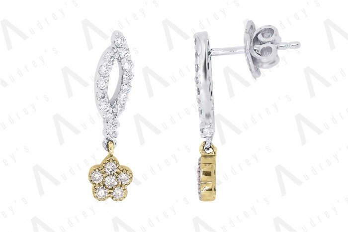 18 KARAT DIAMOND EARRING